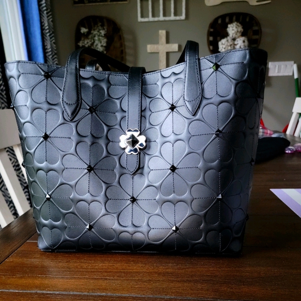 Kate spade Kaci spade flower embossed